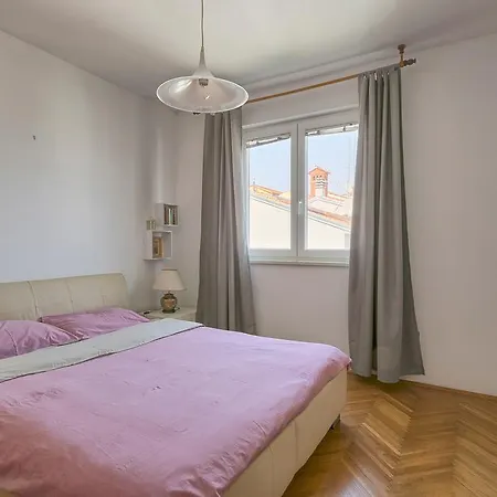 Apartments Veruda Porat Pula Exterior photo