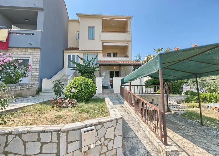 Apartments Veruda Porat